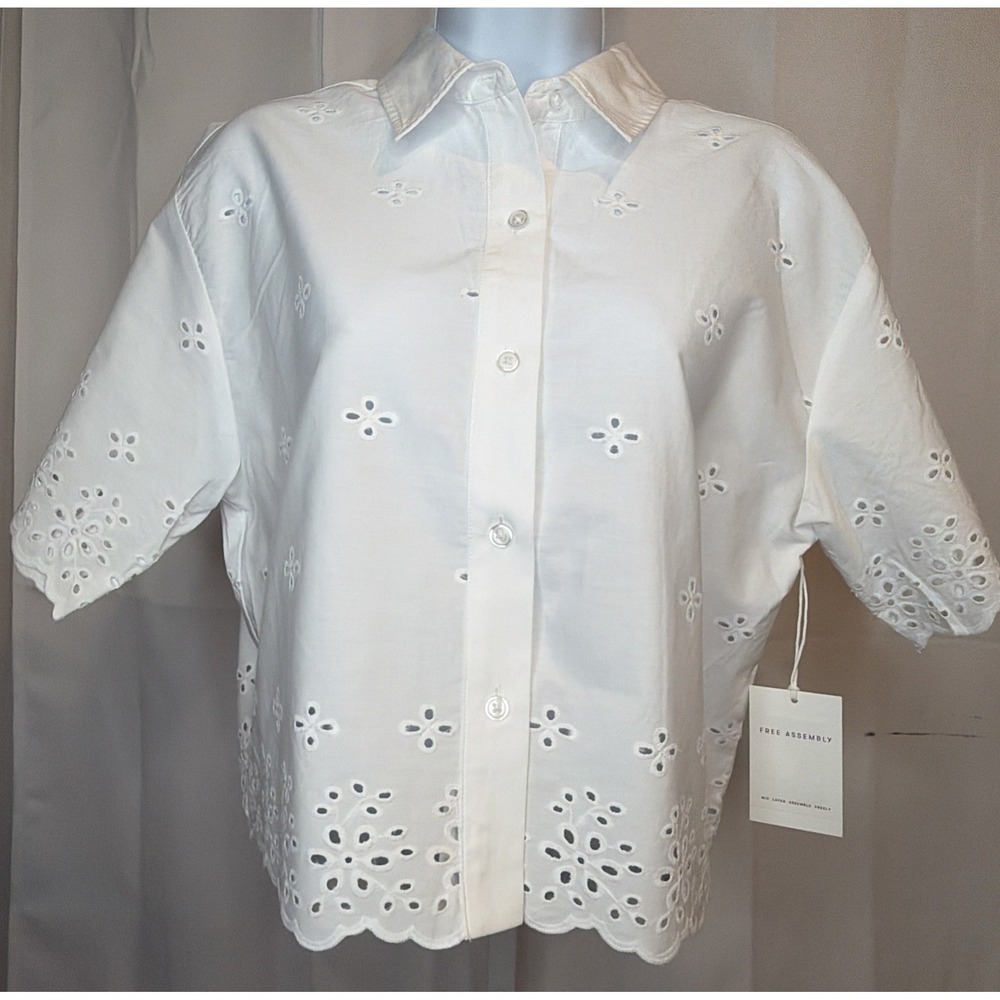 Free Assembly Women's Small Cropped Cotton Eyelet Shirt NWT - Picture 9 of 11
